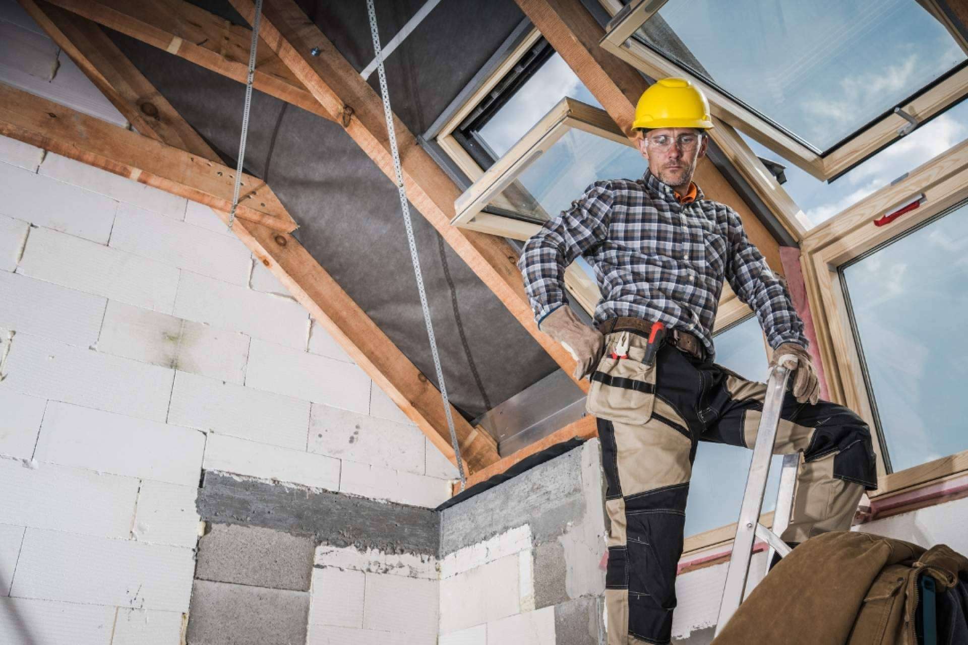 Sellado de ventanas con SWS Soudal; soluciones de hermeticidad y aislamiento para ahorro energético