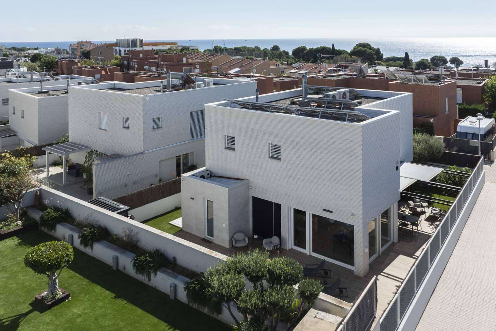 Dronessence; Perspectivas aéreas que transforman la documentación de obras