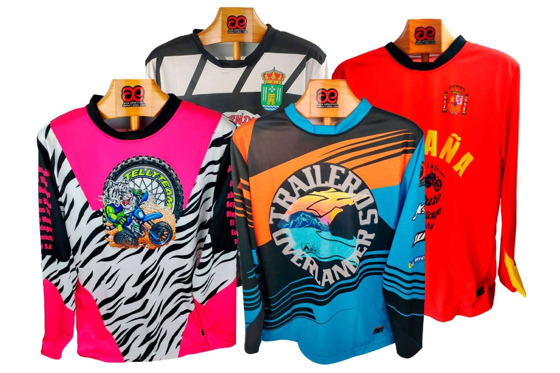 Camiseta motocross personalizada, el compromiso de ADHESIVOSEMBARRADOS con la estética off-road profesional