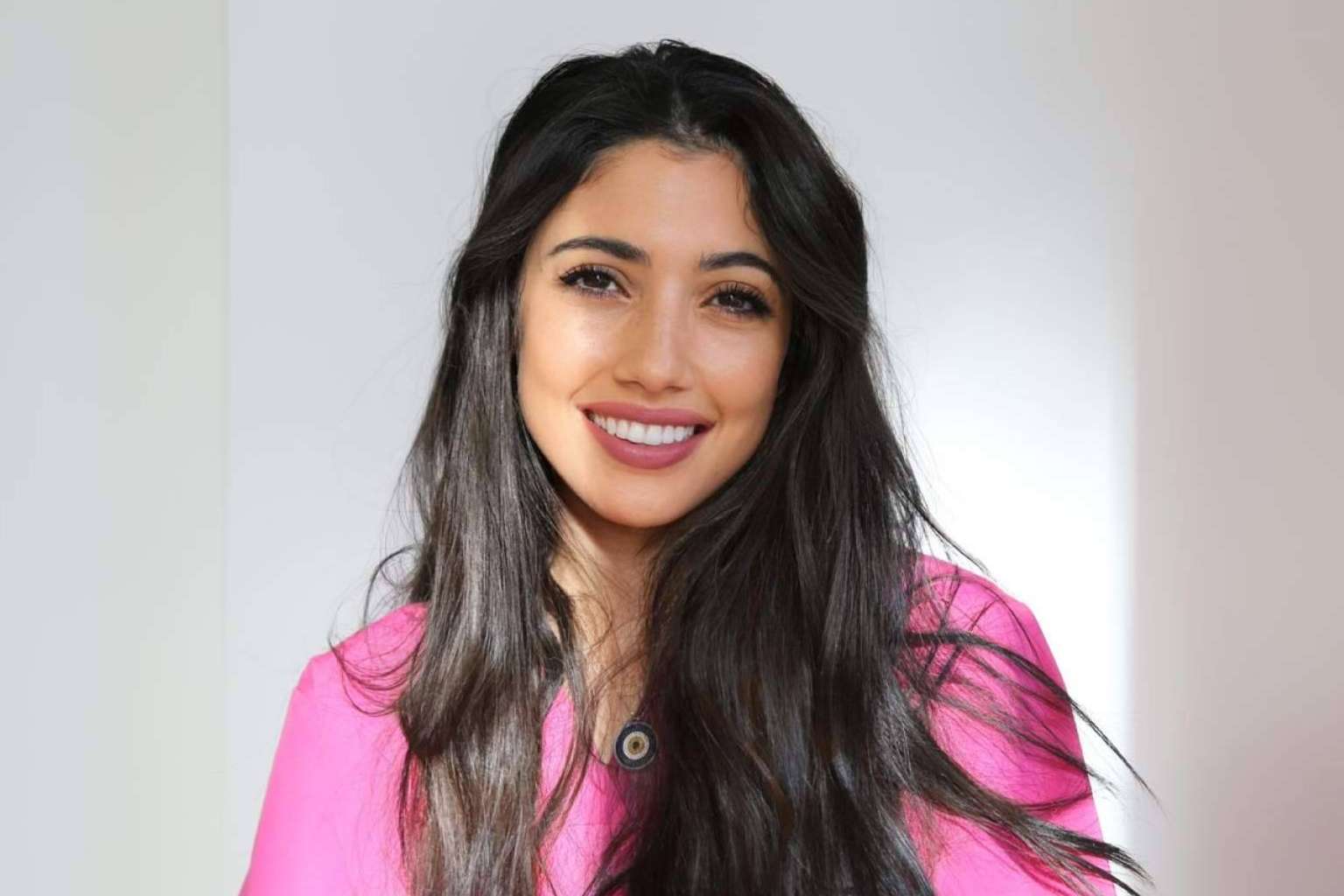 Yasmine Skali lidera el crecimiento de S&M, una clínica dental de referencia