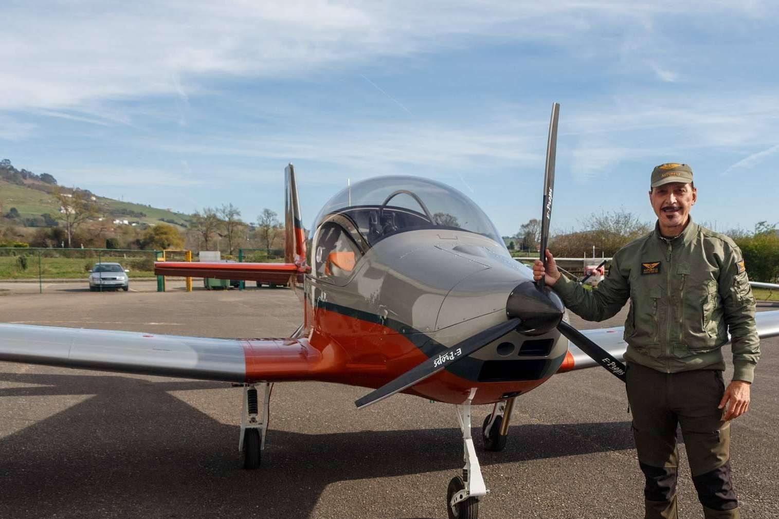 Asturfly presenta una experiencia de piloto de avioneta con vistas privilegiadas de la montaña asturiana