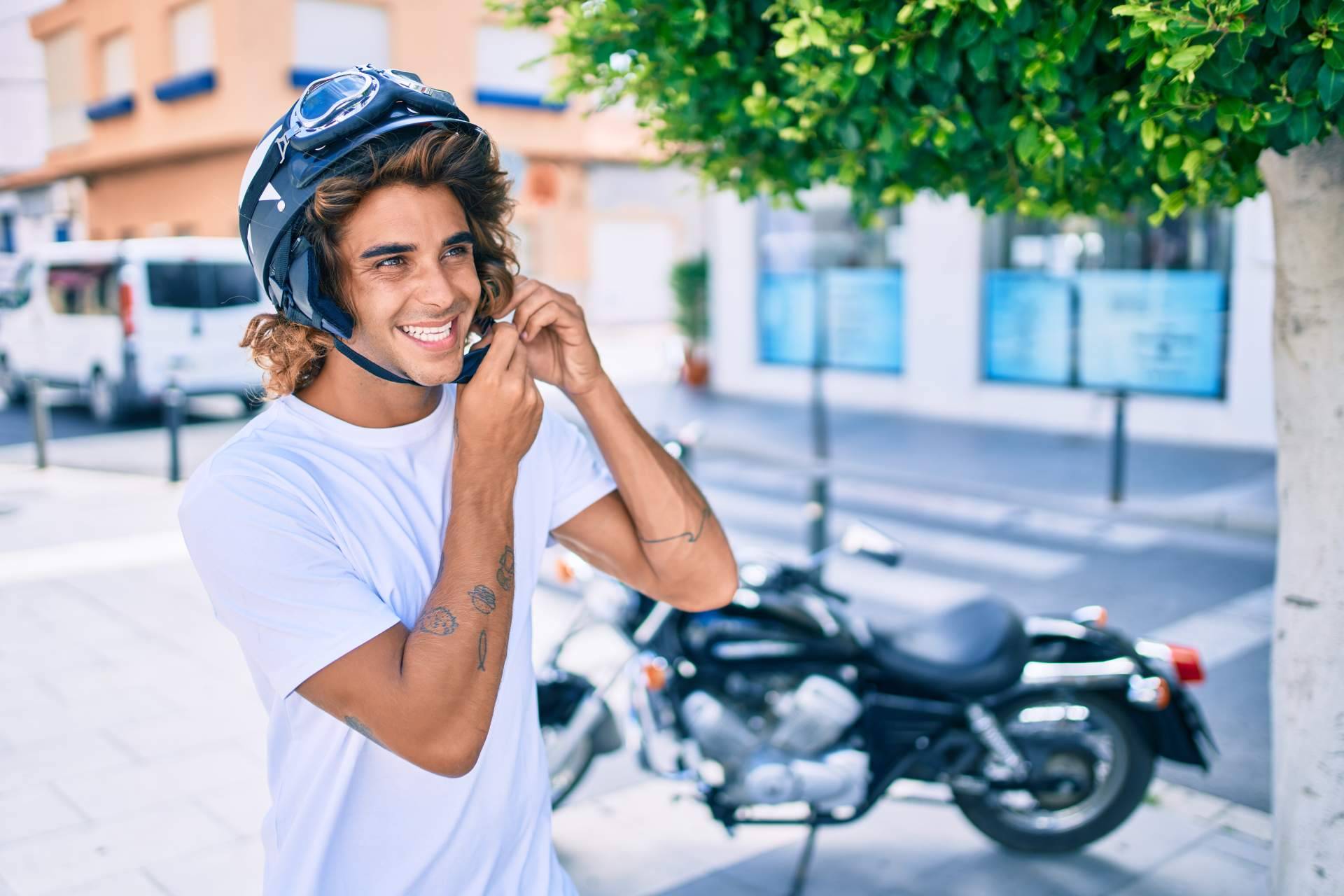 Sacarse el Carnet de Moto A2 en Madrid nunca fue tan fácil; Por qué Alcalá de Henares es la mejor opción