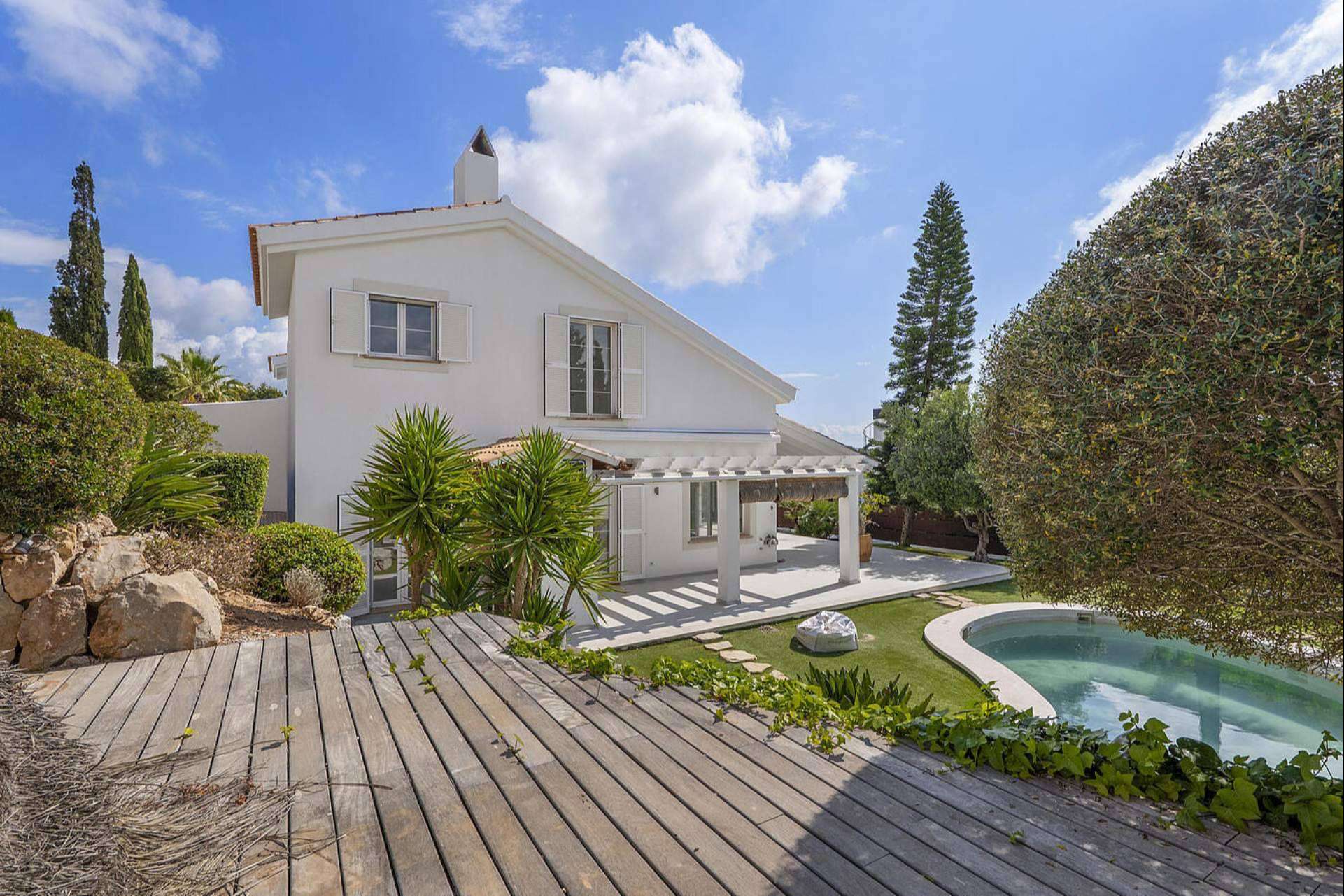 Lovian Properties refuerza su propuesta como inmobiliaria de lujo en Mallorca con un trato exclusivo y cercano
