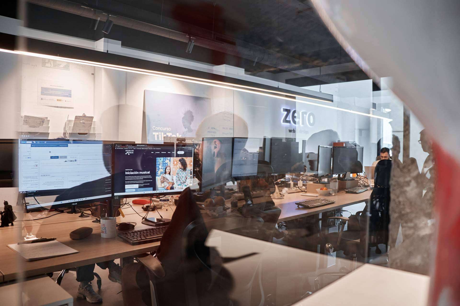 DominioZero potencia la imagen de marca y la presencia web de empresas y profesionales
