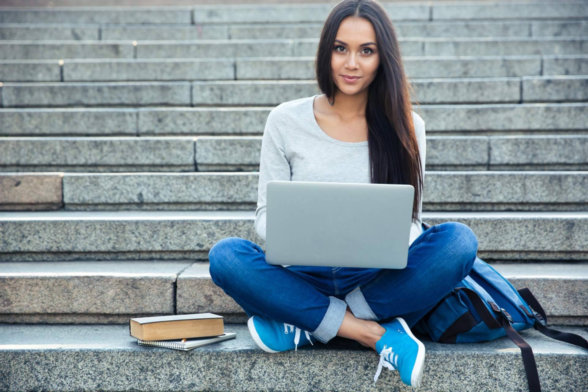 El MBA online en España de ESIE destaca por su innovación, acompañamiento y acceso a ayudas económicas