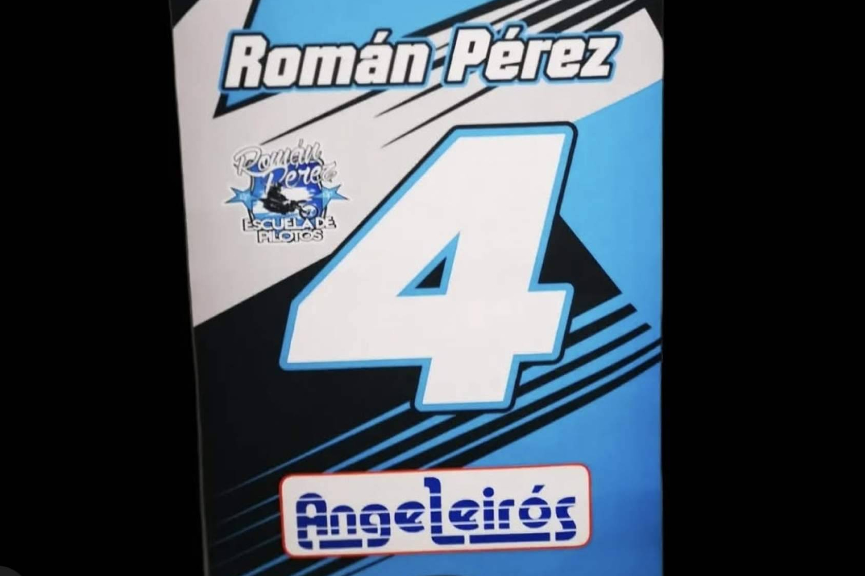 Las alfombras de moto personalizadas 100% se suman a la gama de ADHESIVOSEMBARRADOS