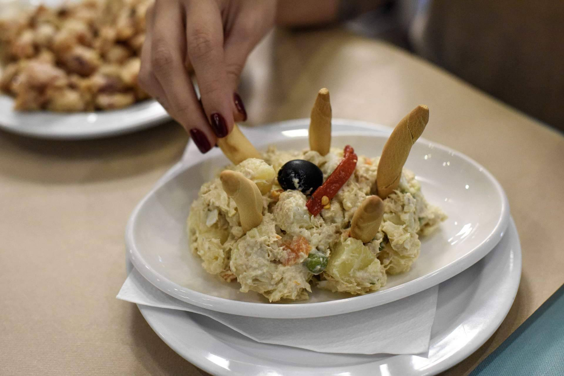 El sabor de las tapas más representativas de La Barceloneta, en Pasa Tapas