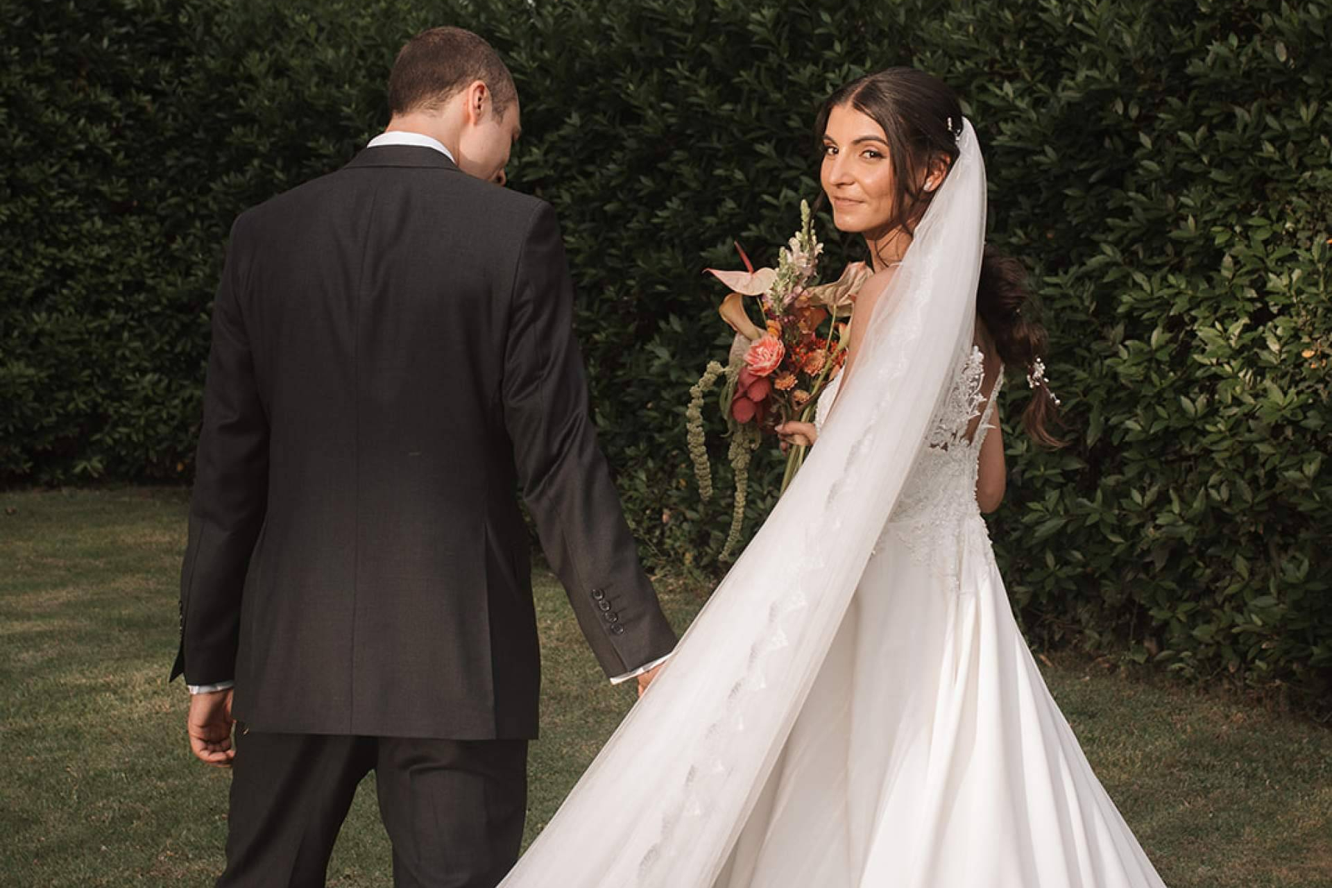 La boda de Lara; dos obras maestras de alta costura firmadas por Valérie Moreau