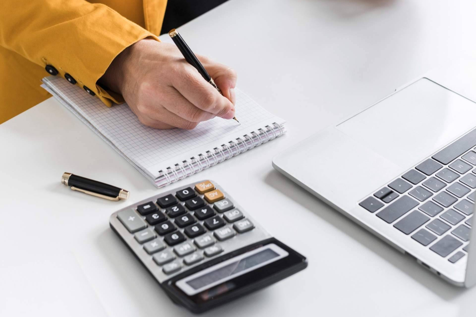 Planificador de Ahorro, el recurso que identifica si una póliza está ajustada a su coste real