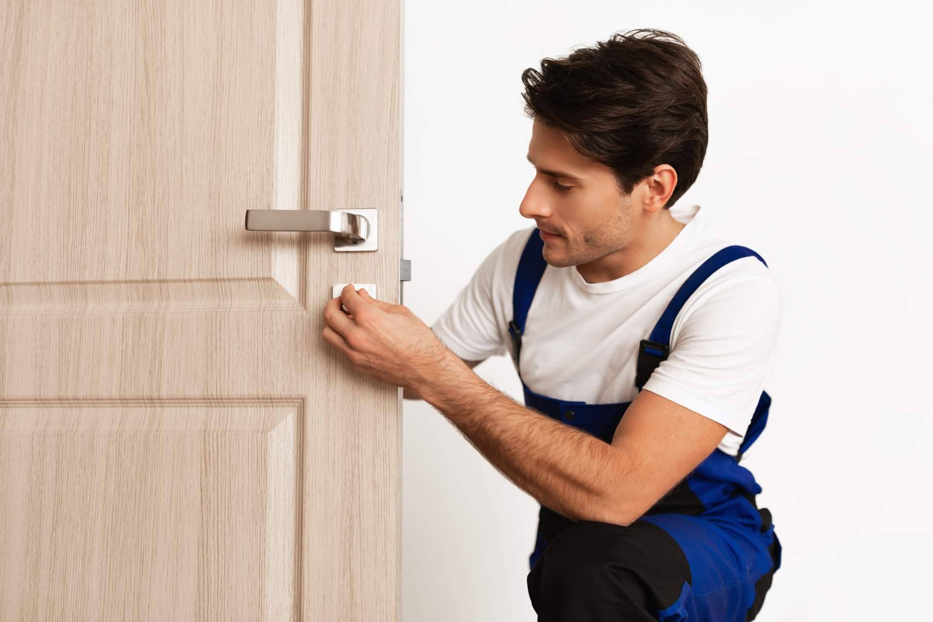 Cerrajero Técnico refuerza su servicio urgente 24/7 en Madrid con atención inmediata y sin esperas