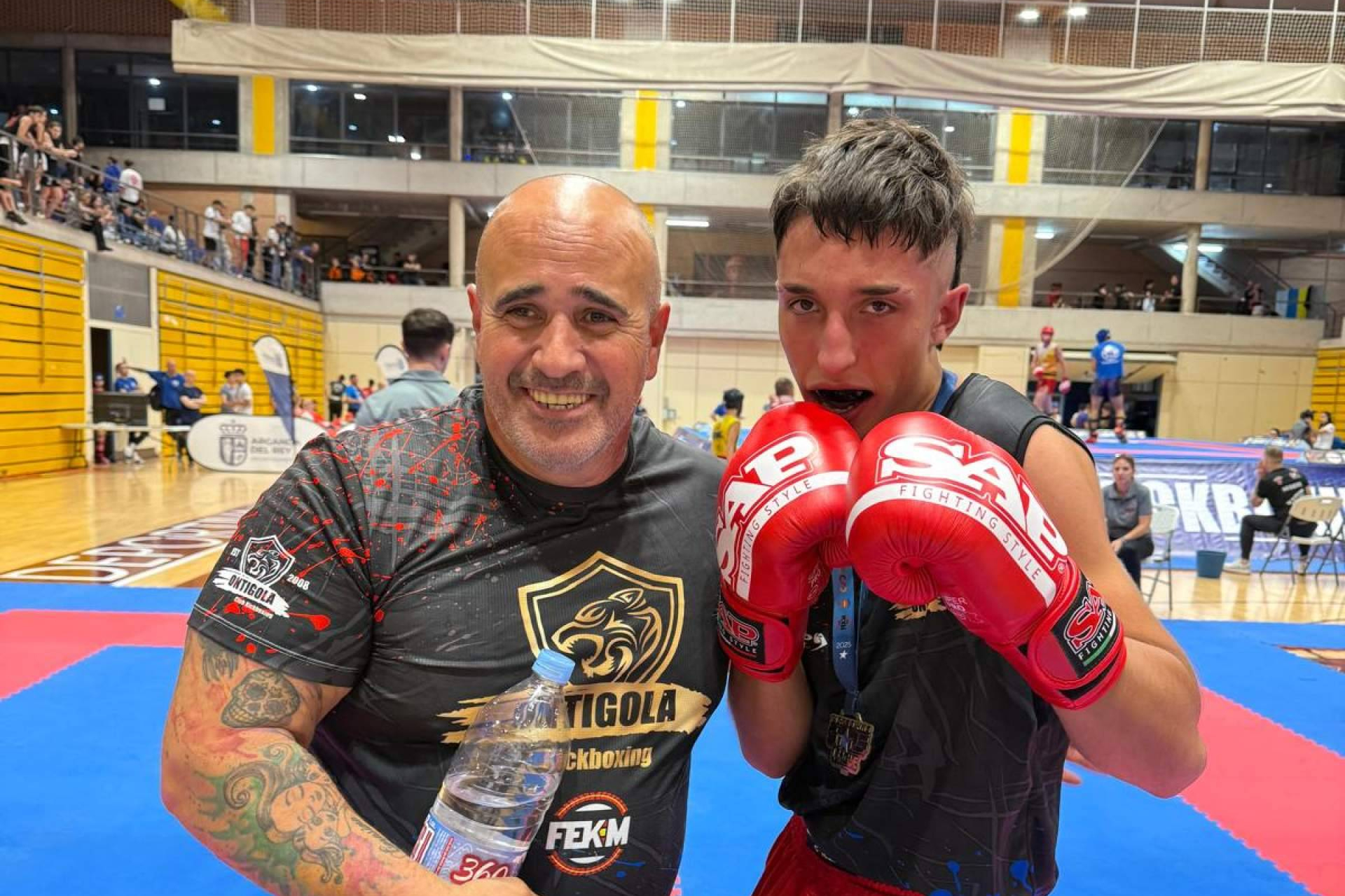 Mikel Castro Rosado se proclama campeón y Alejandro Vizcaíno consigue una épica plata en la Kickboxing Stars League