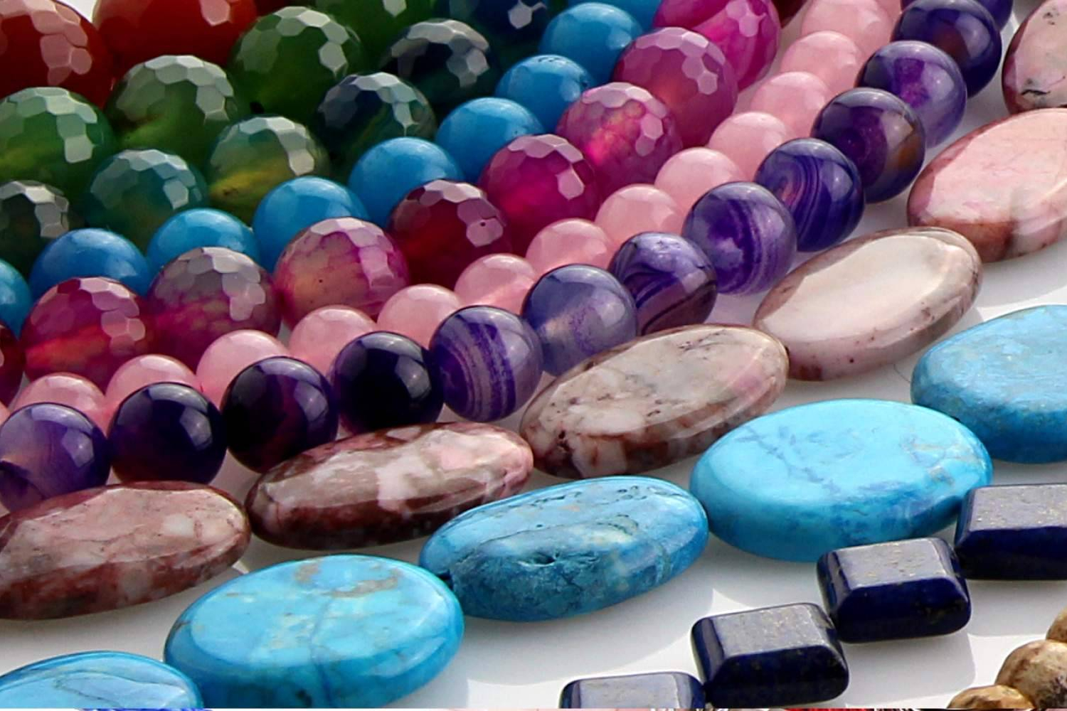 UniArt Minerales impulsa la venta online de piedras semipreciosas con atención al cliente mayorista