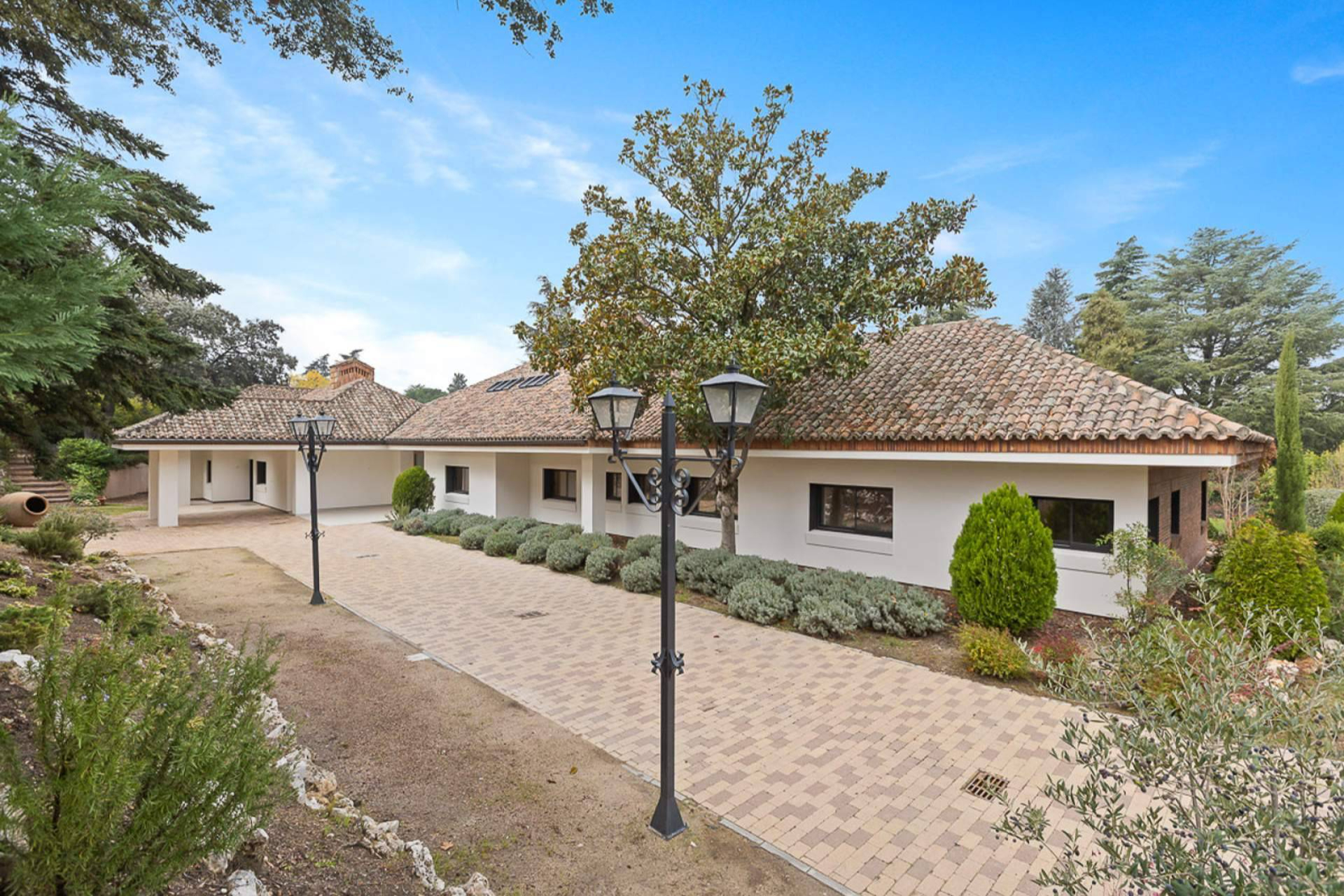 La demanda de chalets en La Moraleja se dispara en 2025; así evoluciona el mercado de lujo en el norte de Madrid