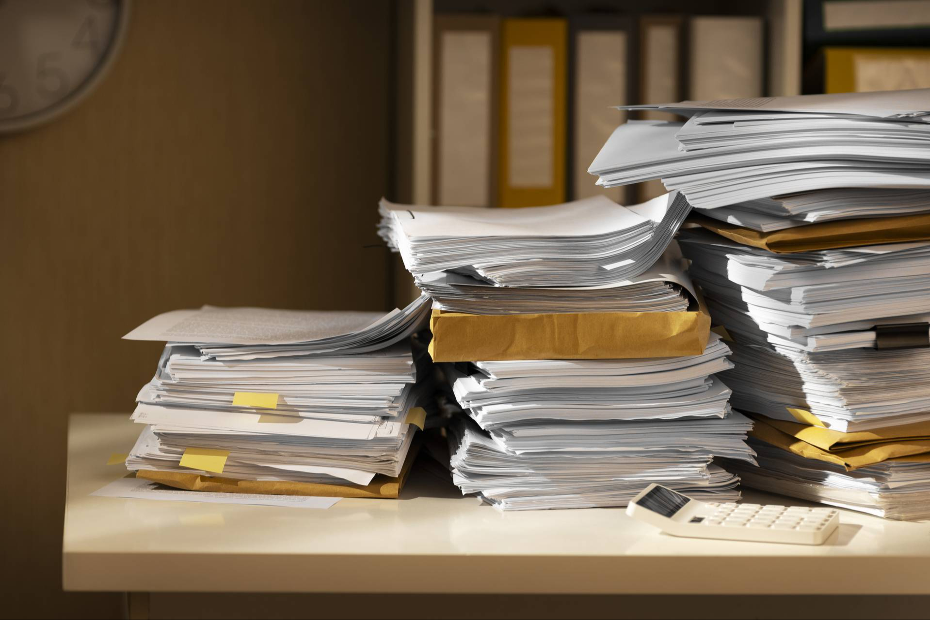 Destrucción de documentos en Cantabria; buenas prácticas para cumplir la ley y proteger datos