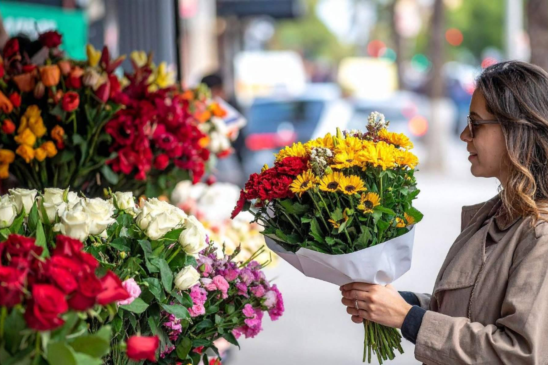 Flores con identidad, la propuesta de La Rosa de Oro como floristería en Sevilla