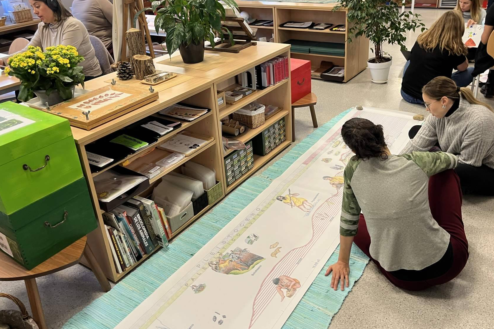 La Asociación Montessori Internacional fortalece la formación docente en educación Montessori en España