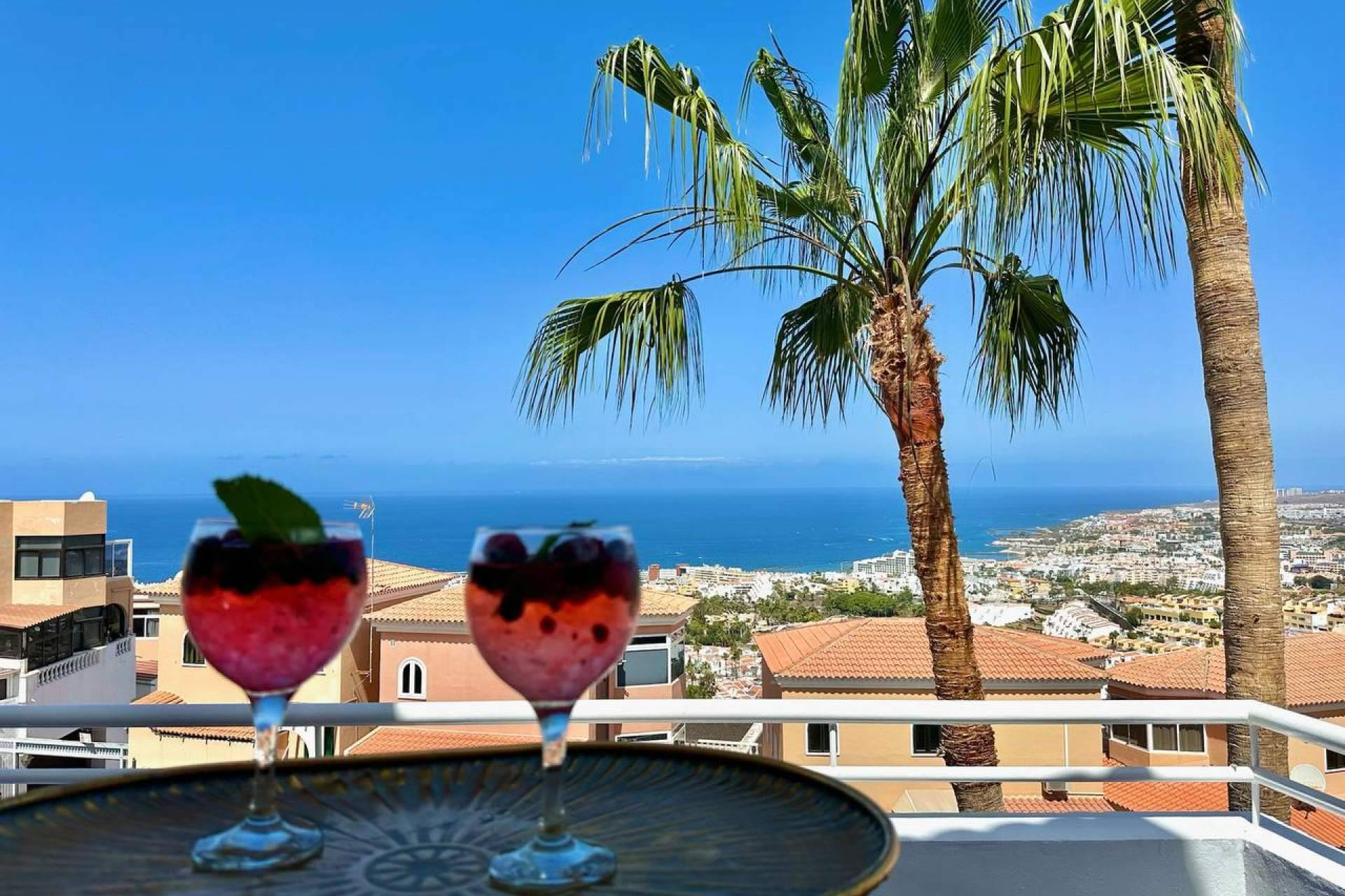 Villas en Tenerife con coche incluido; la propuesta de Villas Tenerife para unas vacaciones de lujo más completas