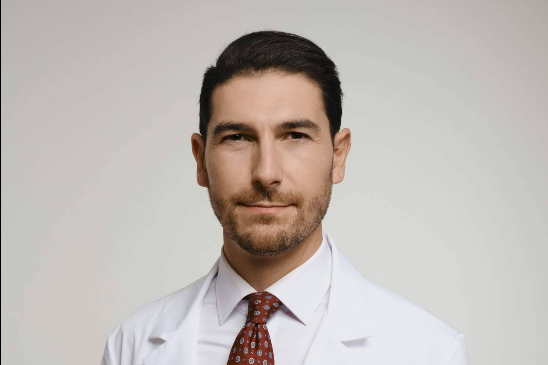 El diseño de nariz personalizado, la propuesta del Dr. Alfonso Campos para una armonía facial única