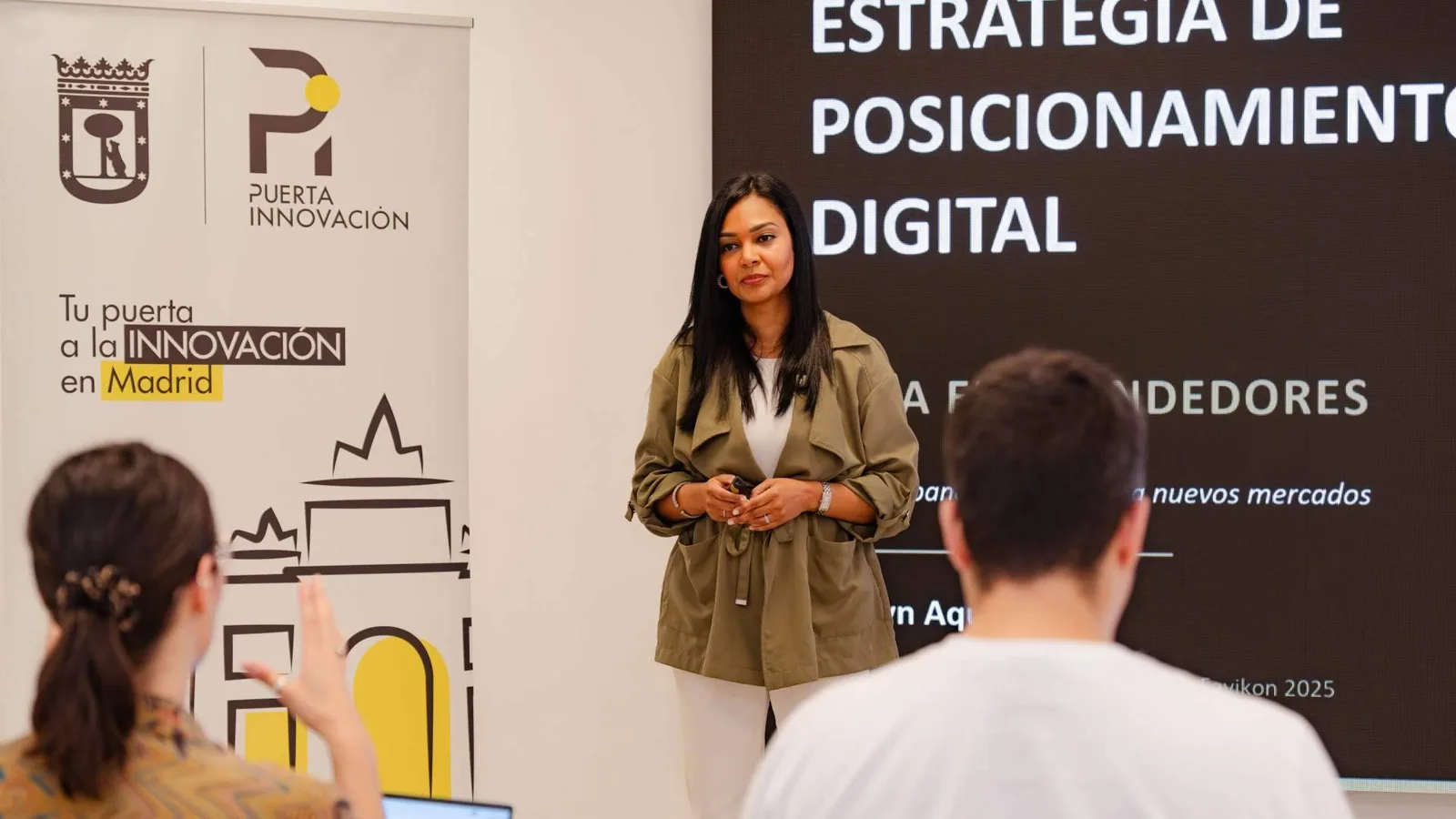 Darilyn Aquino referente en estrategia empresarial, forma en Puerta Innovación del Ayuntamiento de Madrid