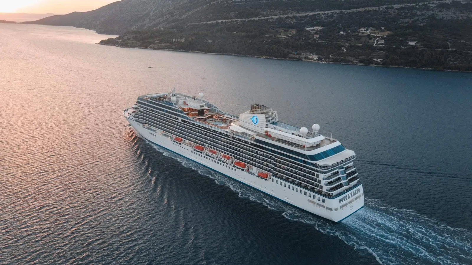 Oceania Cruises® desvela sus Cruceros temáticos, travesías ricas en destinos