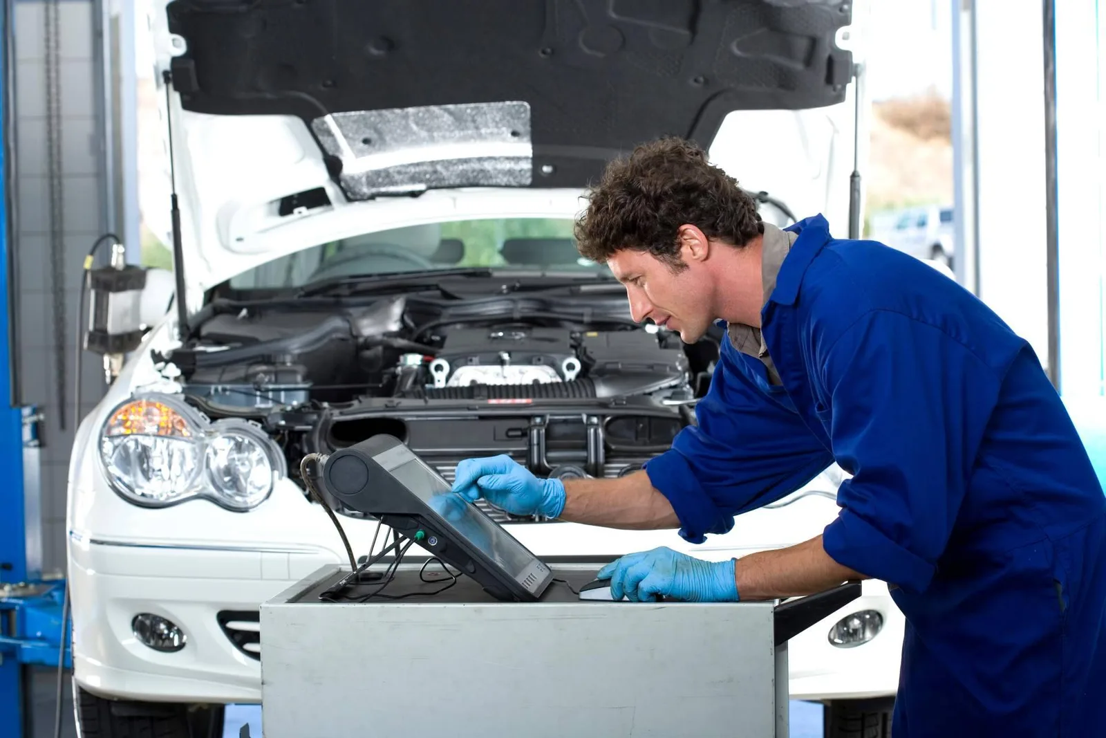 Recambios de coche online, una alternativa para reducir el coste del mantenimiento del vehículo