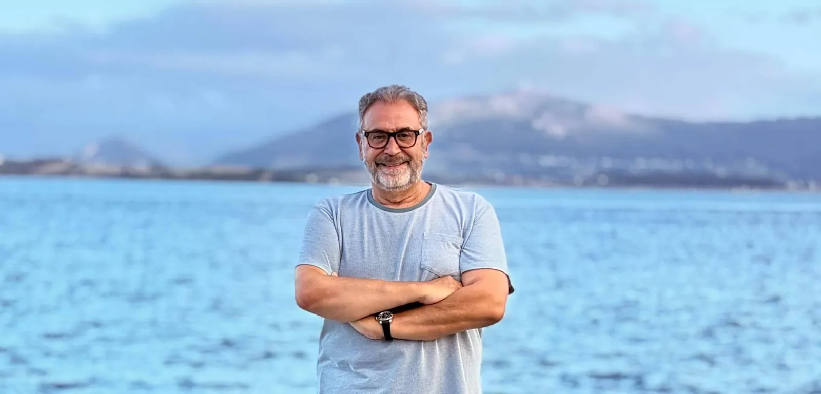 José Manuel Marco Rodríguez convierte el amor, el fútbol y el arte en una historia sobre la posibilidad de volver a empezar.